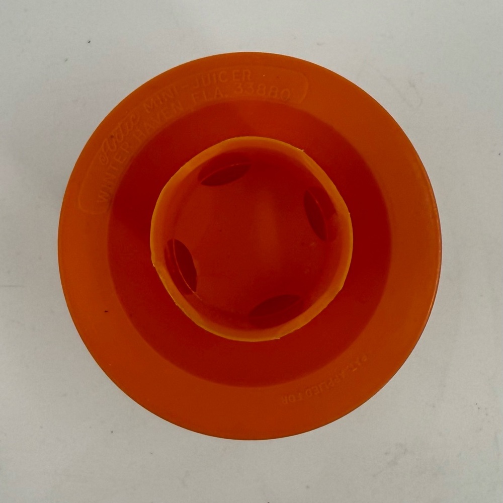 Artic Mini-Juicer Cup 1970’s‎ Winter Haven Florida Citrus Orange Retro Vintage - Picture 2 of 8